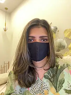 Snapshot of MaYaa__11 chatting on February 24, 6:58 am MaYaa 11 online show from February 24, 6:58 am