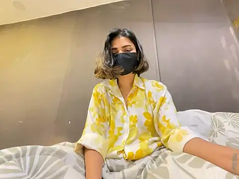 MaYaa  11 online show from March 11, 5:02 pm