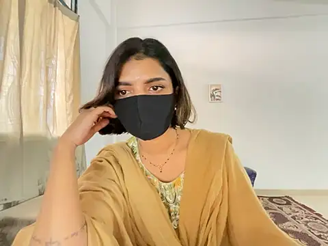 MaYaa  11 online show from January 17, 11:59 am