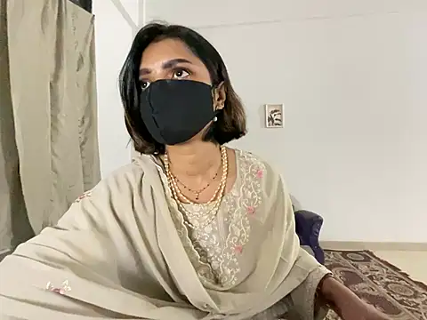 MaYaa  11 online show from January 28, 1:27 pm