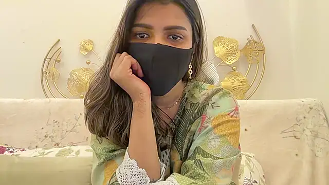 MaYaa  11 online show from May 6, 7:23 am