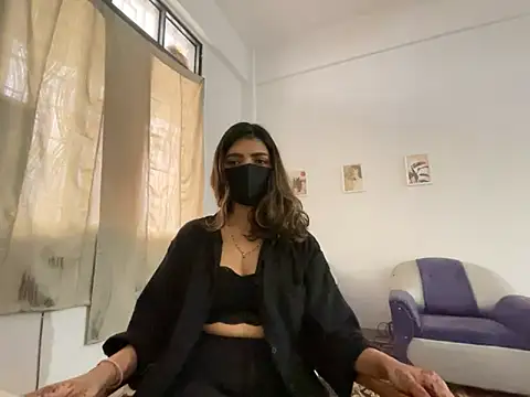 MaYaa  11 online show from December 3, 2:53 am