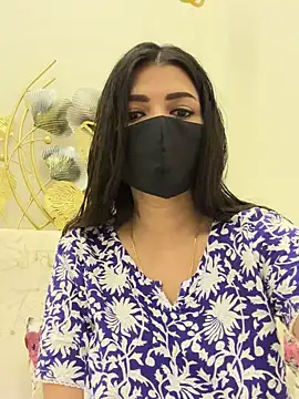 Snapshot of MaYaa__11 chatting on December 19, 6:49 am MaYaa 11 online show from December 19, 6:49 am