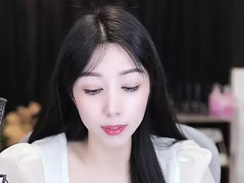 Nuyoah-77 online show from September 17, 4:31 pm