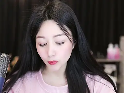 Nuyoah-77 online show from March 11, 5:57 pm