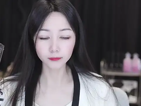 Nuyoah-77 online show from April 9, 4:47 am