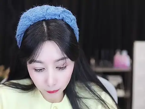 Nuyoah-77 online show from November 29, 2:28 pm