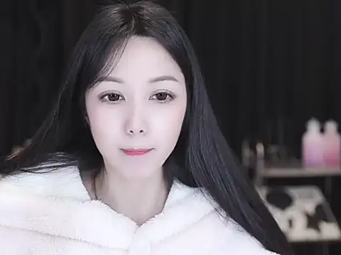 Nuyoah-77 online show from February 8, 3:10 pm