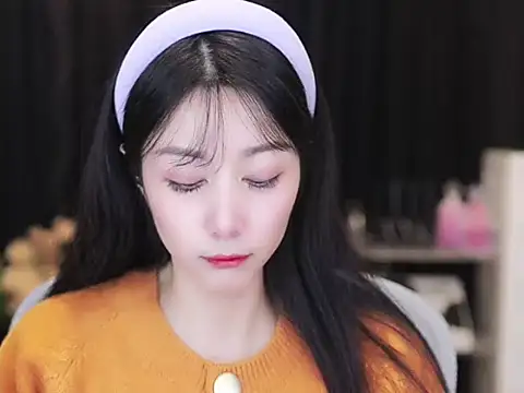 Nuyoah-77 online show from October 16, 3:53 pm