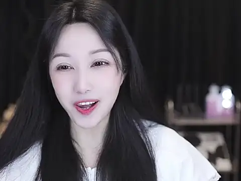 Nuyoah-77 online show from March 7, 8:32 am