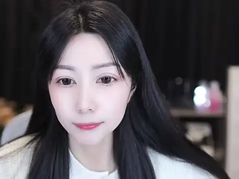 Nuyoah-77 online show from December 22, 2:39 pm