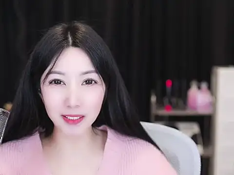 Nuyoah-77 online show from November 10, 4:12 pm