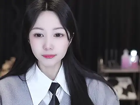 Nuyoah-77 online show from March 8, 7:44 am