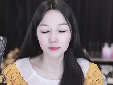 Nuyoah-77 online show from April 4, 7:48 am