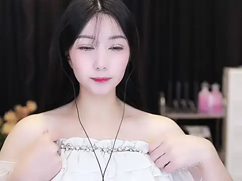 Nuyoah-77 online show from October 6, 4:08 pm