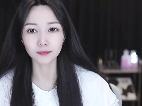 Nuyoah-77 online show from March 6, 6:30 am