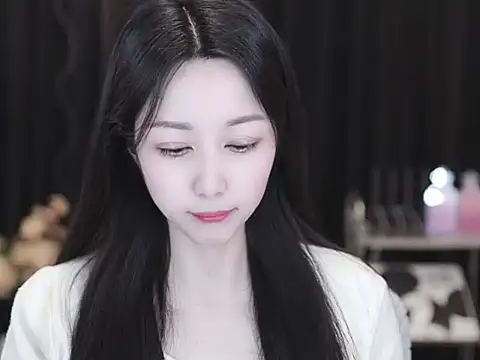 Nuyoah-77 online show from March 24, 6:13 am