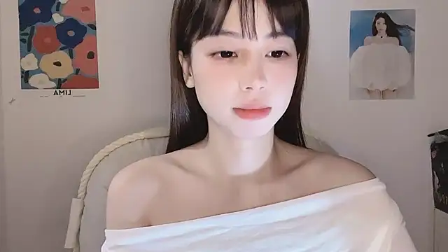 -Hottie online show from November 17, 4:11 pm