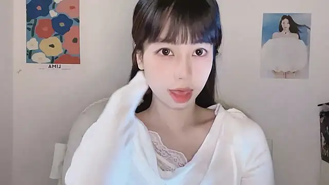 -Hottie online show from November 12, 4:11 pm