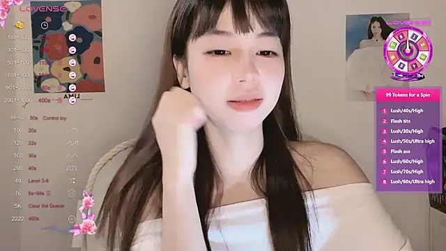 -Hottie online show from October 30, 4:15 pm