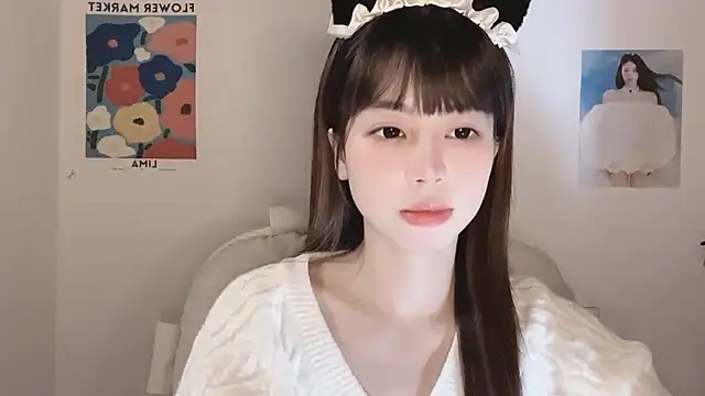 -Hottie online show from November 13, 4:11 pm