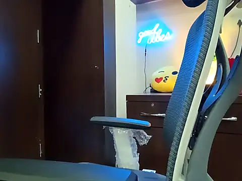 GoldnessAishu online show from March 9, 8:31 pm