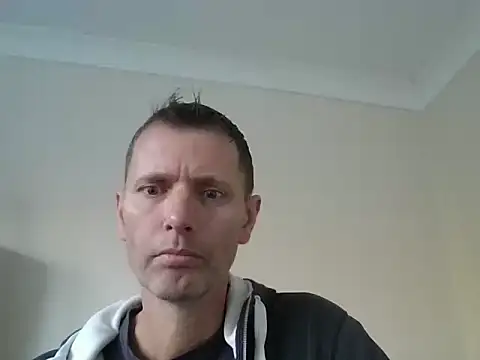 MarcusMaxx online show from December 4, 3:00 pm