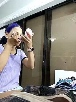 Snapshot of LadyAvalon chatting on December 14, 6:02 pm LadyAvalon online show from December 14, 6:02 pm