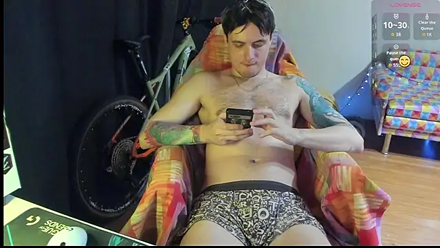 Joel-Pataki online show from April 15, 3:49 pm