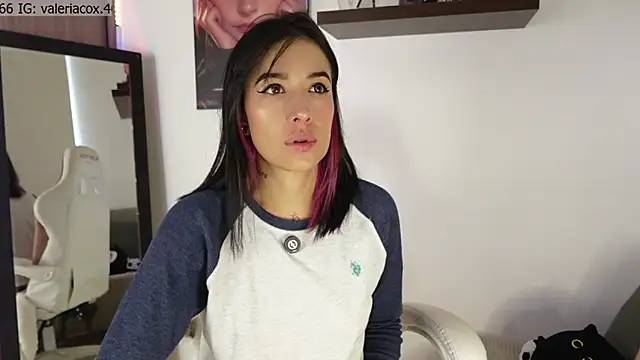 ValeriaCox online show from May 5, 11:57 am