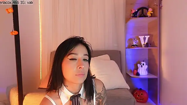 ValeriaCox online show from October 24, 1:21 pm