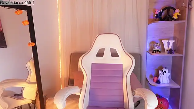 ValeriaCox online show from October 27, 11:05 pm