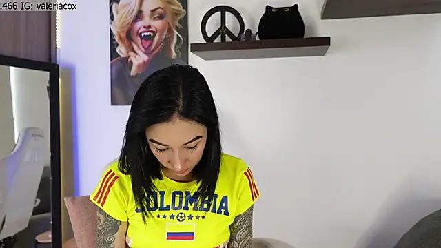ValeriaCox online show from June 1, 8:30 pm