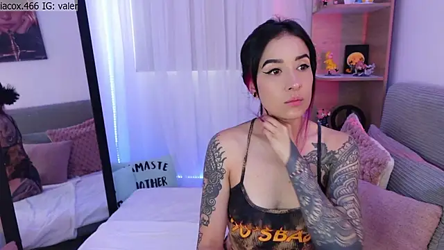 ValeriaCox online show from February 21, 12:40 pm