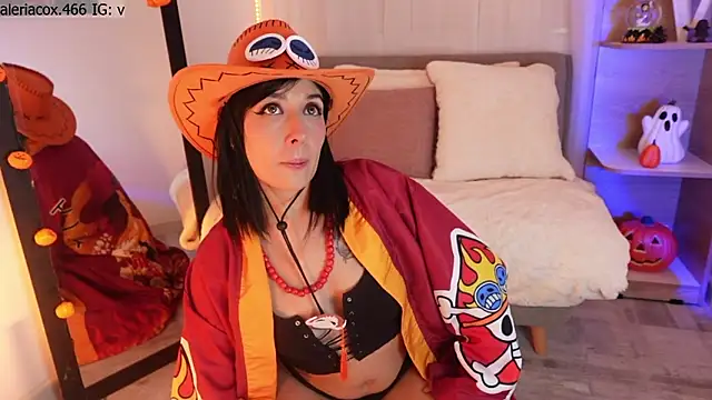 ValeriaCox online show from October 31, 4:25 pm