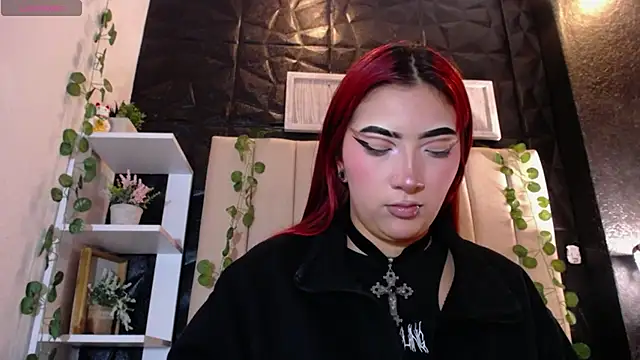 Snapshot of Mia_Rinn chatting on February 22, 10:09 pm Mia Rinn online show from February 22, 10:09 pm