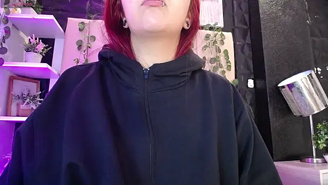 Snapshot of Mia_Rinn chatting on February 12, 12:55 pm Mia Rinn online show from February 12, 12:55 pm