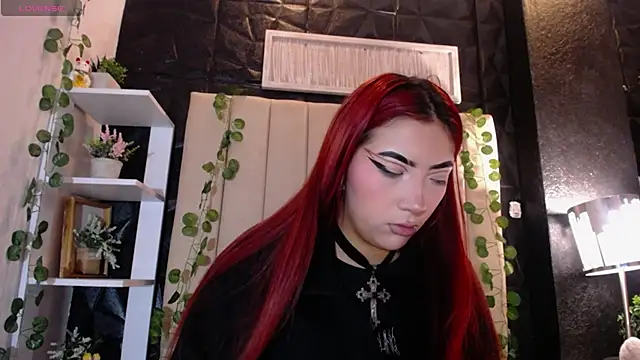 Snapshot of Mia_Rinn chatting on February 22, 3:58 pm Mia Rinn online show from February 22, 3:58 pm