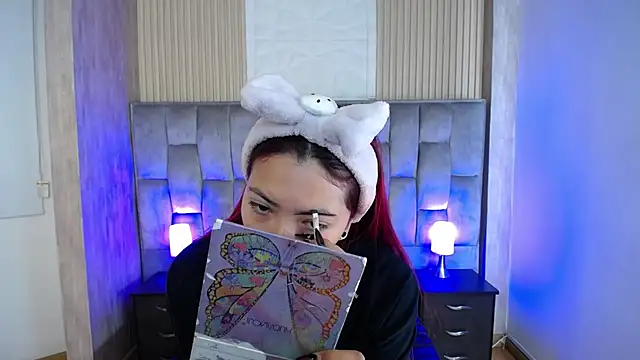 Snapshot of Mia_Rinn chatting on September 11, 1:11 pm Mia Rinn online show from September 11, 1:11 pm
