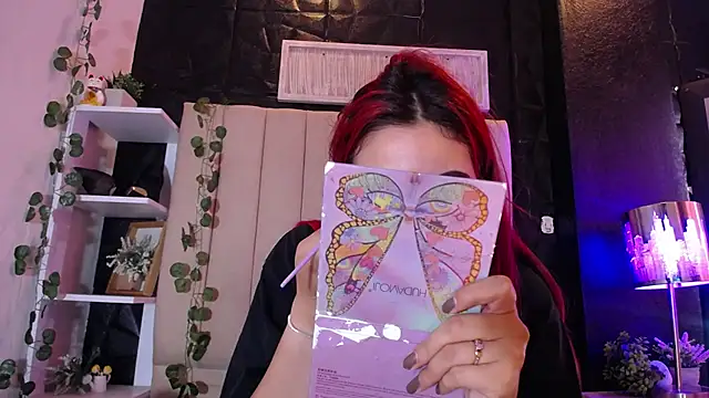 Snapshot of Mia_Rinn chatting on March 17, 2:01 pm Mia Rinn online show from March 17, 2:01 pm