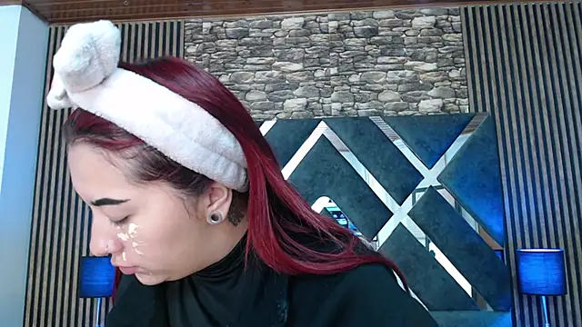 Mia Rinn online show from January 9, 2:02 pm