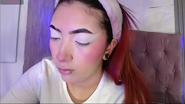 Mia Rinn online show from November 18, 2:53 pm