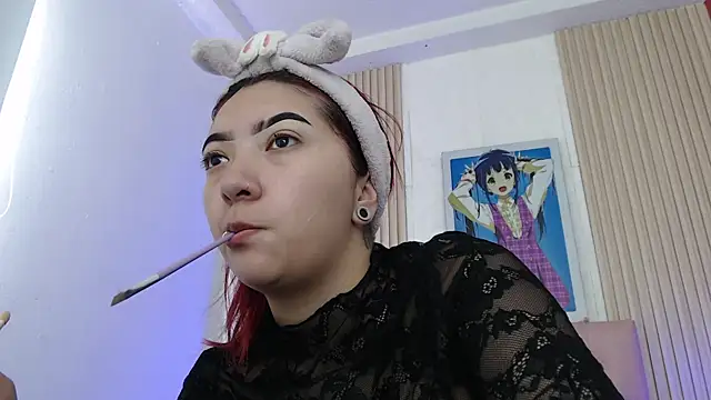 Mia Rinn online show from January 12, 1:40 pm