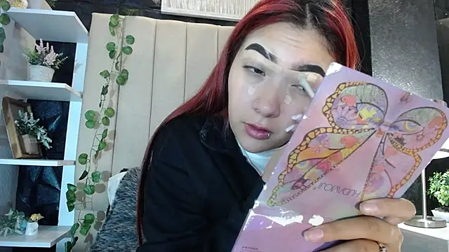 Snapshot of Mia_Rinn chatting on February 25, 1:00 pm Mia Rinn online show from February 25, 1:00 pm