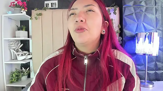 Mia Rinn online show from February 15, 12:48 pm