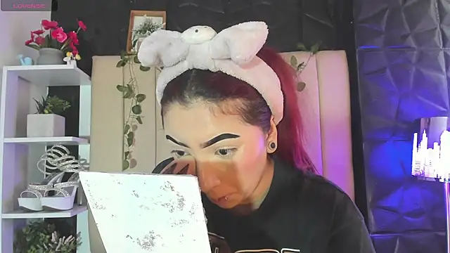 Mia Rinn online show from January 14, 2:09 pm