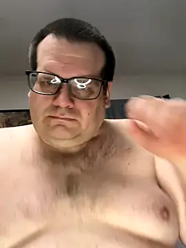 treatbobnicer online show from December 16, 5:44 am