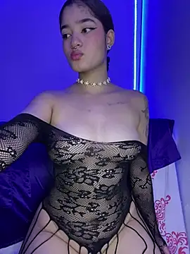 Snapshot of charlotte_9999 chatting on January 10, 9:32 pm charlotte 9999 online show from January 10, 9:32 pm