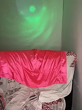 Snapshot of charlotte_9999 chatting on October 4, 6:20 pm charlotte 9999 online show from October 4, 6:20 pm