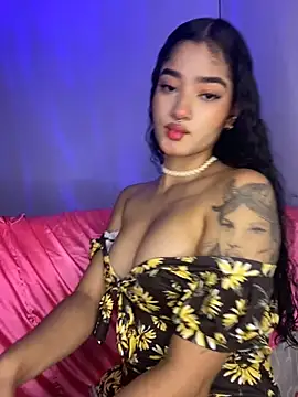 Snapshot of charlotte_9999 chatting on September 11, 6:52 pm charlotte 9999 online show from September 11, 6:52 pm